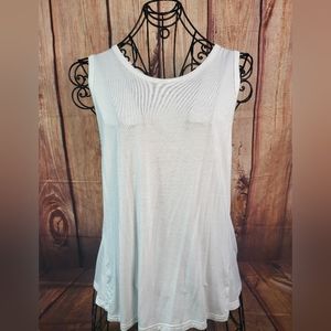BOUTIQUE BRAND open back work-out tank top | Size Medium
